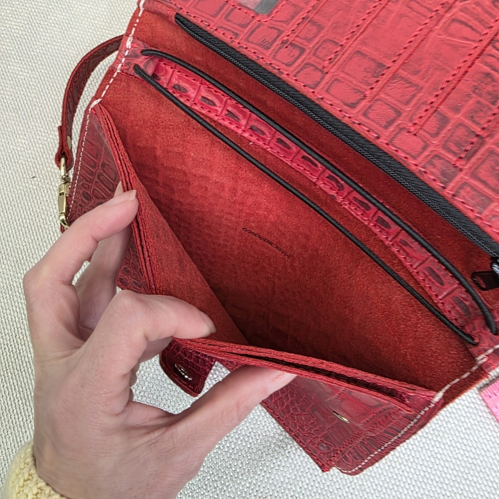Planner Perfect Red Croc Embossed Leather Traveler’s Notebook Wallet & Crossbody - Picture 12 of 12